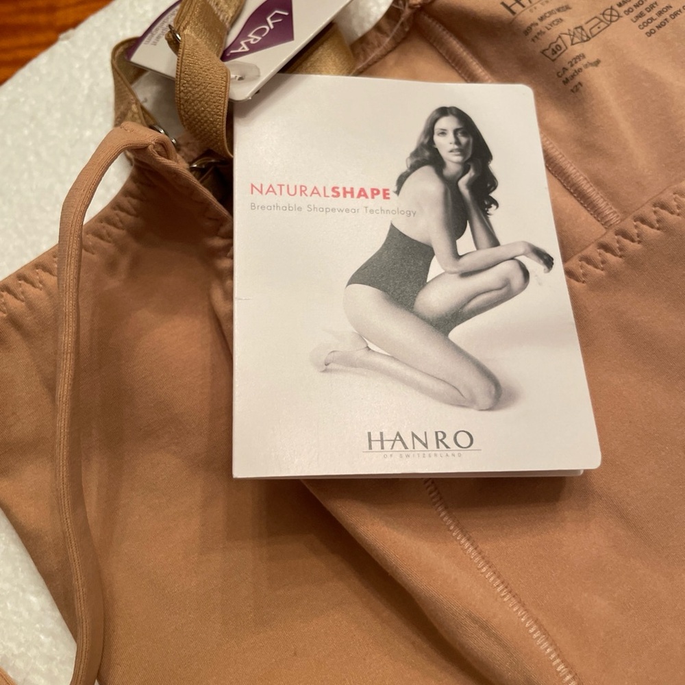 Hanro Women's Shapewear in Tan